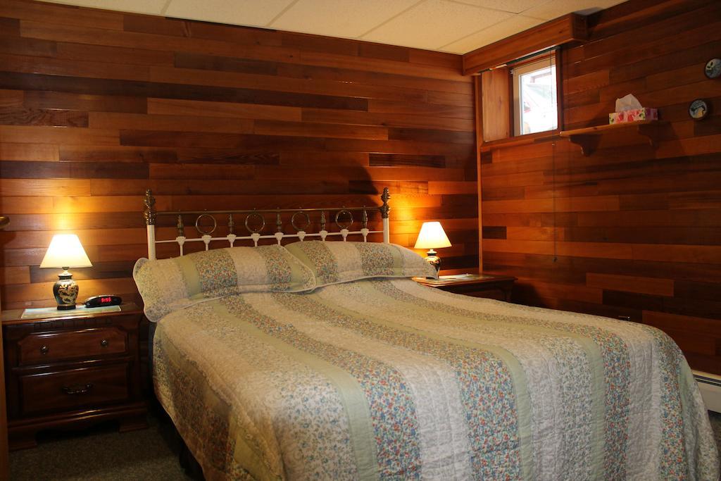 Celtic Haven Hotel Jasper National Park Eksteriør billede